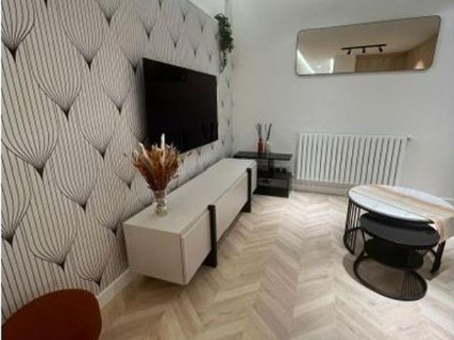2 room luxury Flat for rent in Madrid, Spain