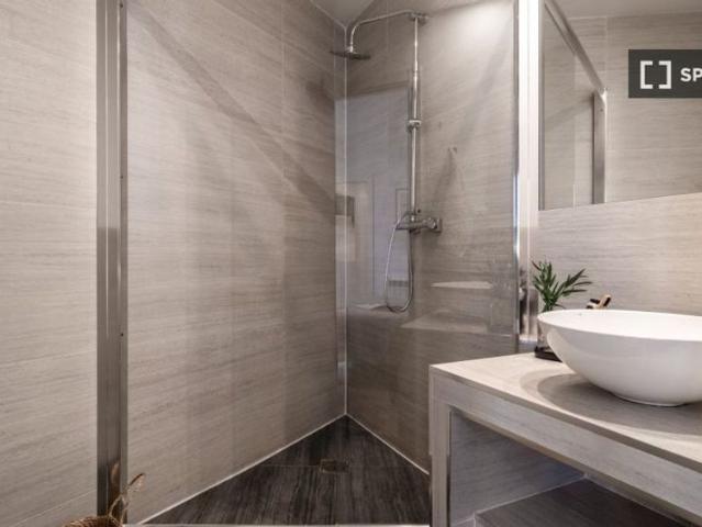 2 room luxury Flat for rent in Madrid, Spain