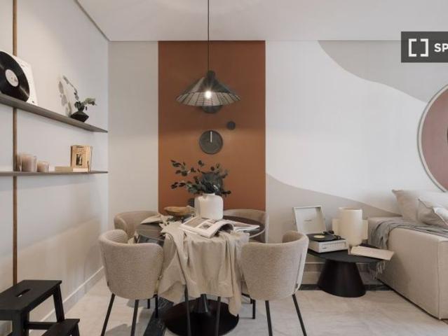 2 room luxury Flat for rent in Madrid, Spain