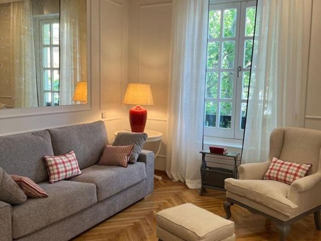 2 room luxury Flat for rent in Madrid, Spain