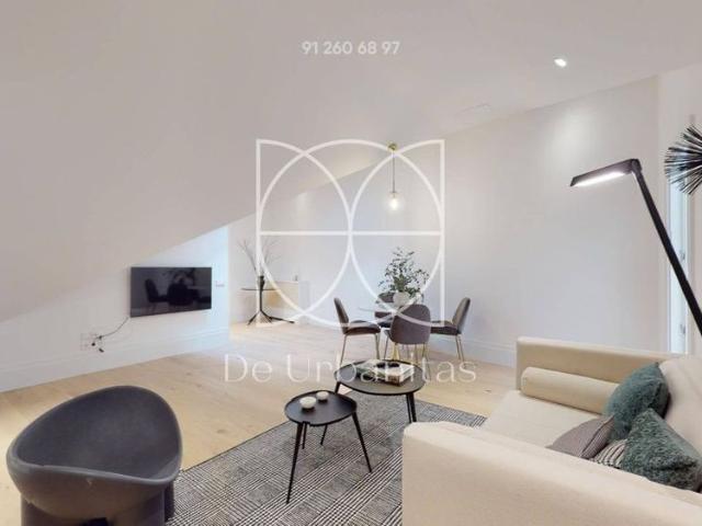 2 room luxury Flat for rent in Madrid, Spain