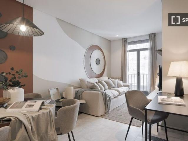 2 room luxury Flat for rent in Madrid, Spain