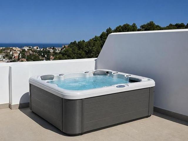 2 room luxury penthouse for rent in Fuengirola, Andalusia