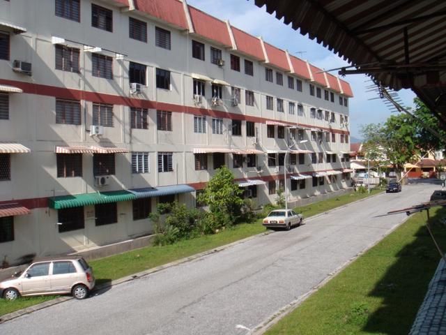 2 Room Unit at Ipoh Garden East Apartment