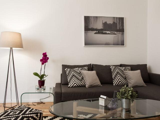 2 Rooms near U Birkenstraße Moabit