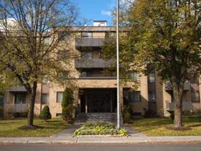 2 rooms apartment of 27m² in Montreal