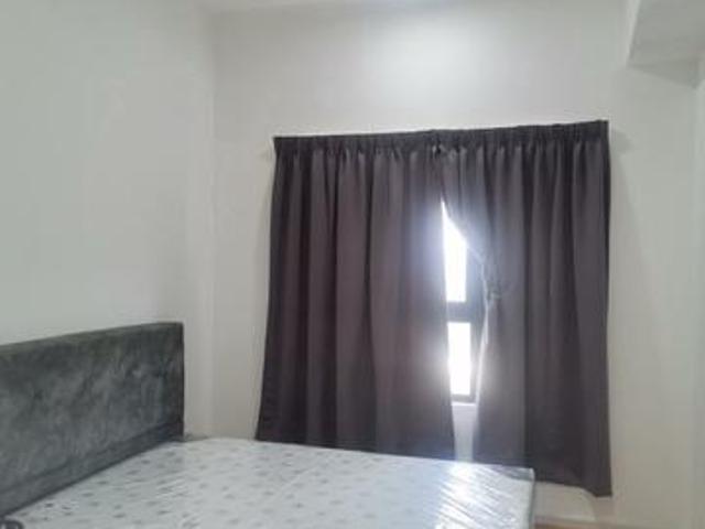 2 Rooms Fully Furnished Direct Link To MRT New Unit Nice View