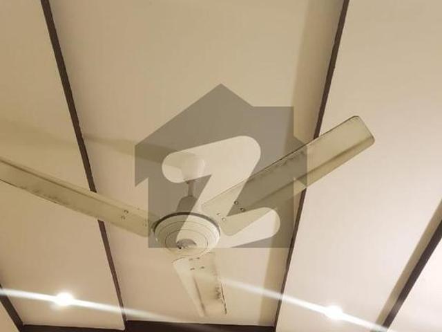 2 rooms flat available for rent Gulberg 2