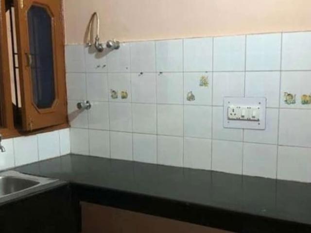 2 Rooms Unfurnished 2 Bedroom 800 Sq. Ft. Builder Floor in Sector 35 Chandigarh Listing ID: #9947
