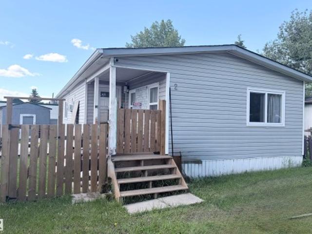 2 Round Road Nw, Edmonton, AB, T6P 1B3 house for sale | Listing ID E4497 | Royal LePage