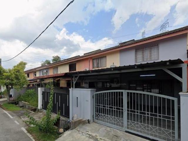 2 Story MATANG JAYA SUNGAI BULOH Good Condition House Easy Loan