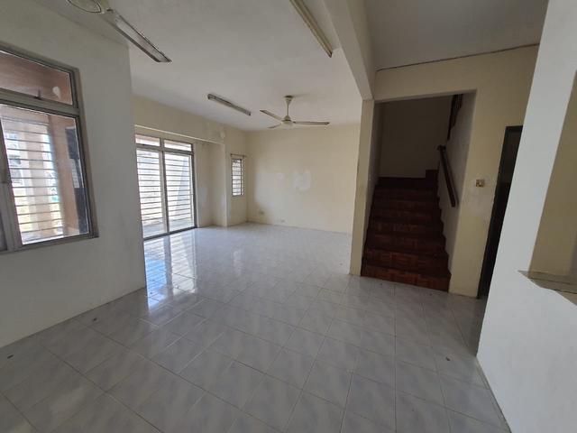 2 Storey 22x70 Landed House PUJ 7 Taman Puncak Jalil Seri Kembangan