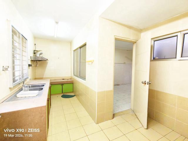 2 Storey 24x70 Prima Tropika Putra Permai Equine MRT Seri Kembangan