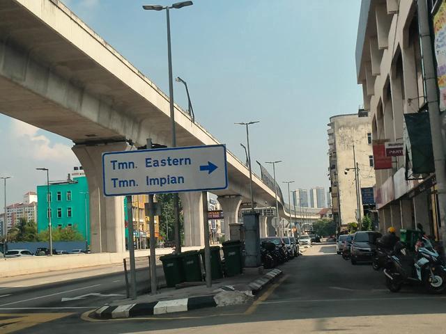 2 Storey TAMAN EASTERN Jalan Ipoh Actual Freehold Near MRT STATION