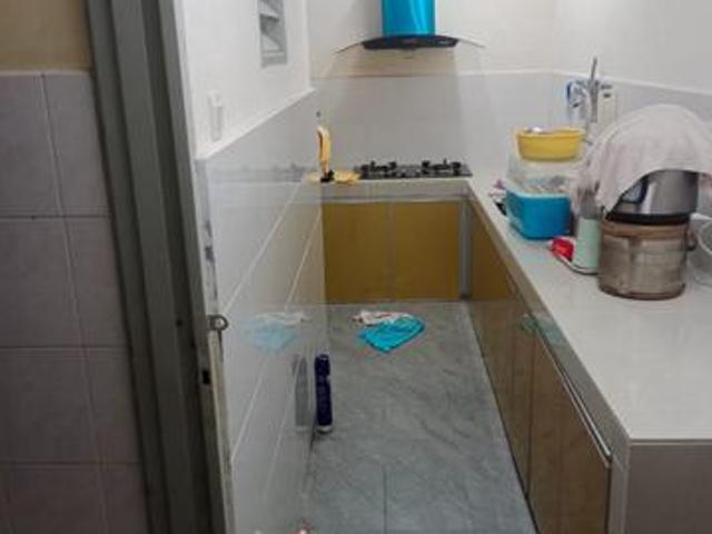 2 Storey Taman Putra Prima 5 Puchong Freehold Renovated 18X65 Near LRT