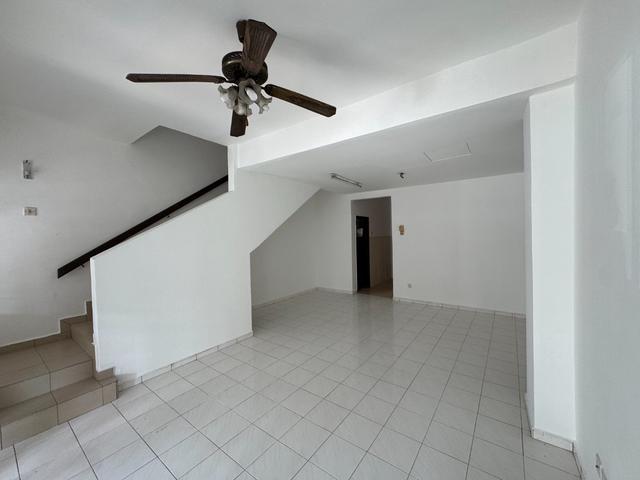 2 Storey TAMAN SRI SINAR Segambut Actual Freehold RENO WELL KEEP
