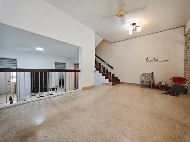 2 storey terrace at Island Glades Penang