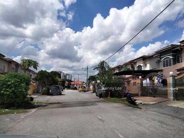 2 Storey Terrace at Puchong Taman Wawasan 3 for Sale