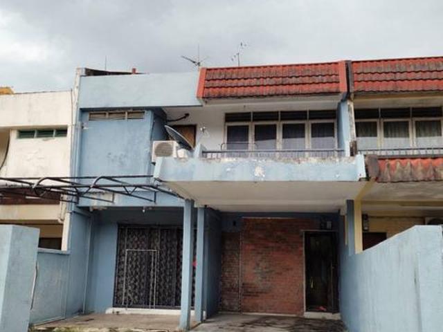 2 Storey Terrace AU2 near Aeon Mall