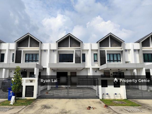 2 Storey Terrace @ Alam Impian | Save up to 156k | Below Market Value 19% Auction Property!