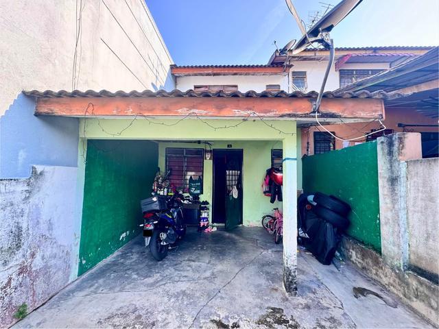 2 Storey Terrace Bandar Rinching Seksyen 2 Semenyih