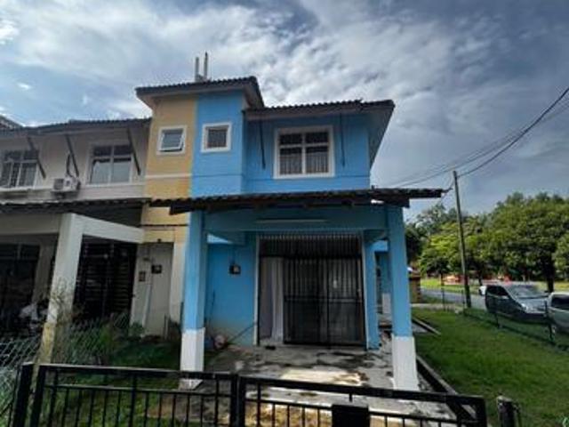 2 Storey Terrace Corner Bandar Springhill Lukut