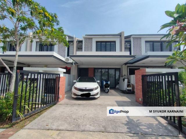 2 Storey Terrace House ELMINA GREEN 1 Jalan Casuarina