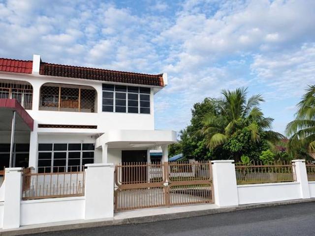 2 Storey Terrace End Lot With Spacious bigLand at Taman Mutiara