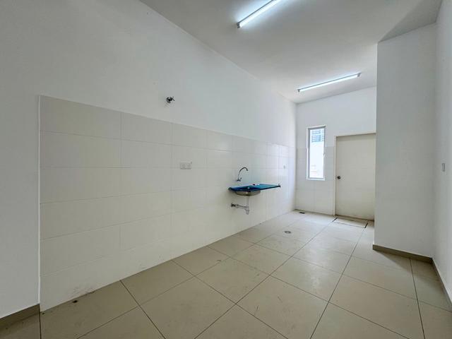 2 Storey Terrace Floria Tiara Sendayan Negeri Sembilan