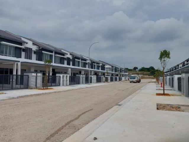 2 storey terrace freehold amverton Elmina Sg Buloh completed For Sale