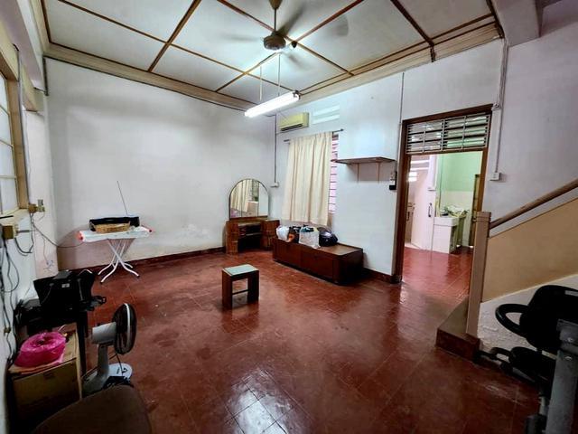 2 Storey Terrace House opposite O2 Ayer Itam