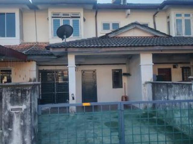 2 Storey Terrace House at Bukit Beruntung Rawang For Sale
