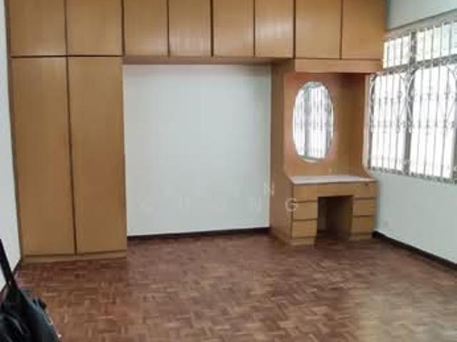 2 Storey Terrace House At Taman OUG