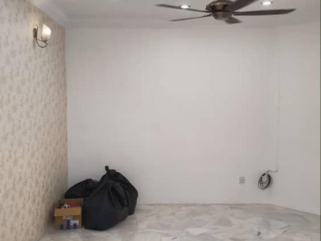 2 STOREY TERRACE HOUSE AT TAMAN SKUDAI BARU/ TUN AMINAH/ MUTIARA RINI FOR SALE