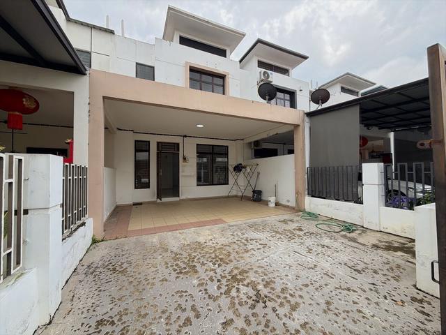 2 Storey Terrace House Bukit Indah JB Near Second Link Basic Furnished