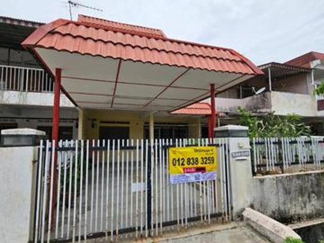 2 storey terrace house close to Teluk Pulai KTM Klang