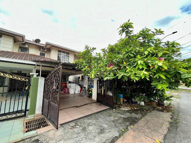 2 Storey Terrace House Desa Latania Seksyen 36 Shah Alam