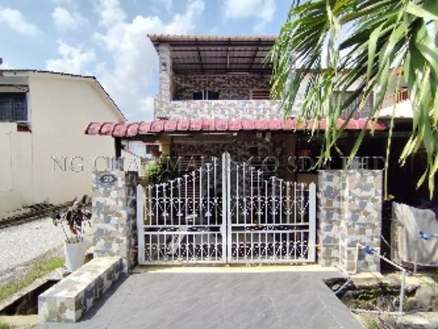 2 Storey Terrace House, End Lot, Renovated