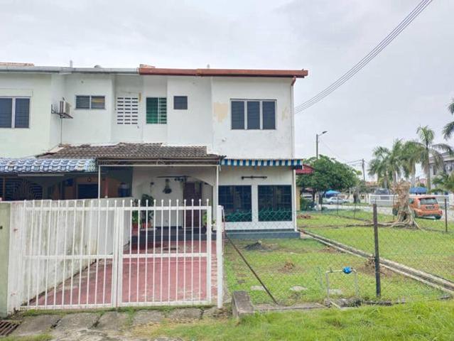 2 storey terrace house for sale at Taman Sri Andalas
