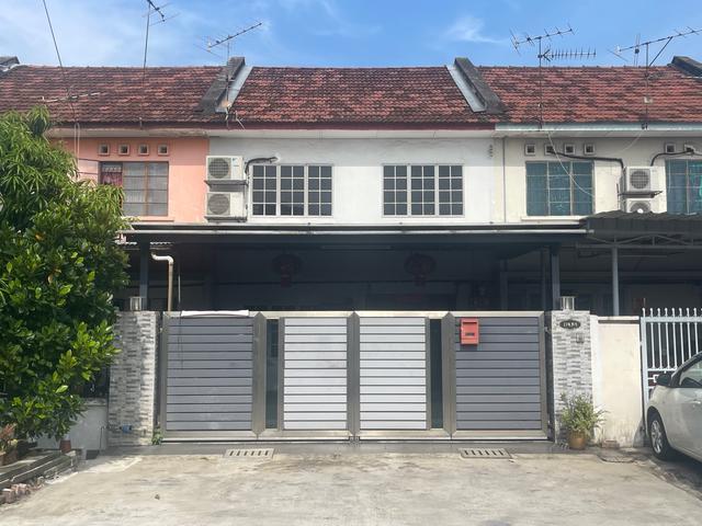 2 Storey Terrace House for Sales 20x80