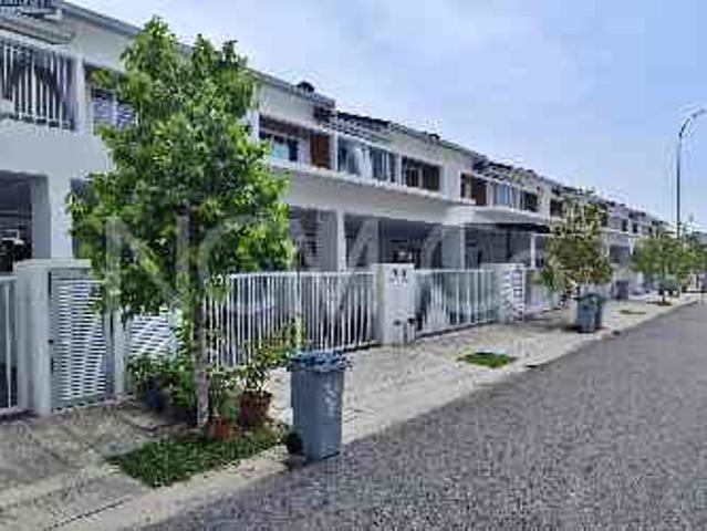 2 Storey Terrace House, Intermediate