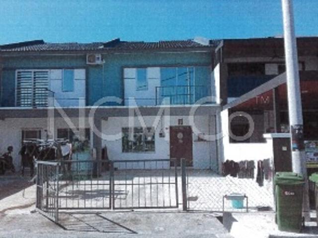 2 Storey Terrace House, Intermediate