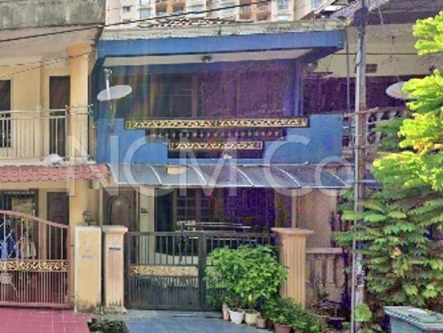 2 Storey Terrace House, Intermediate, Renovated