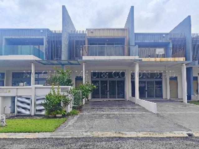 2 Storey Terrace House, Intermediate