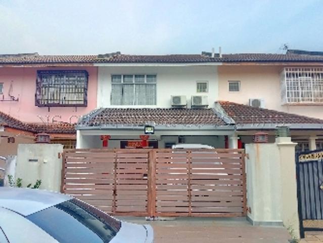2 Storey Terrace House, Intermediate, Renovated