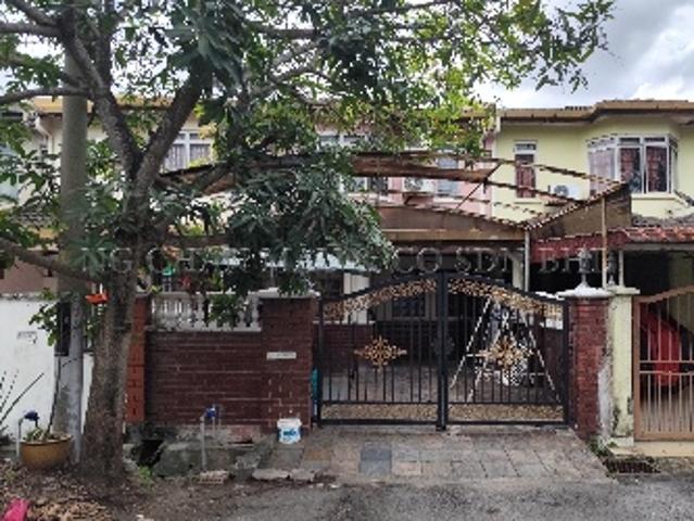 2 Storey Terrace House, Intermediate, Renovated