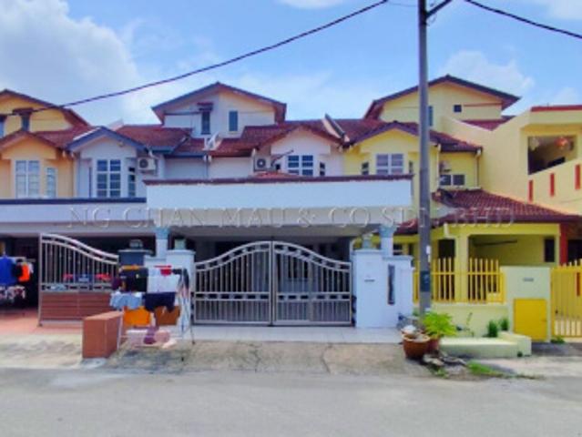 2 Storey Terrace House, Intermediate, Renovated