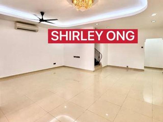 2 storey terrace in Greenlane newly renovated for rent