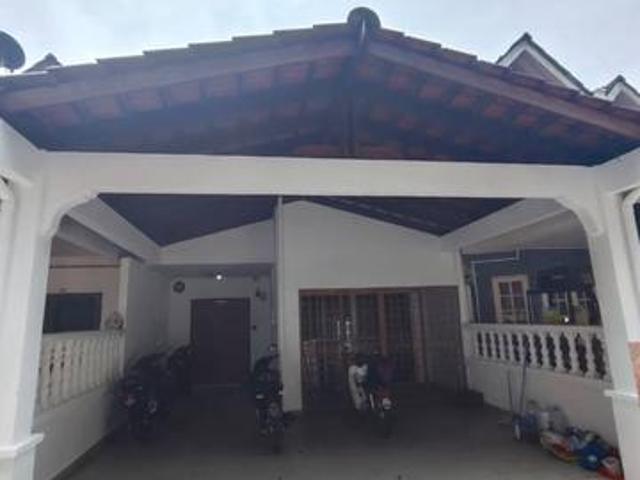 2 Storey Terrace In Seksyen 19 For Sale