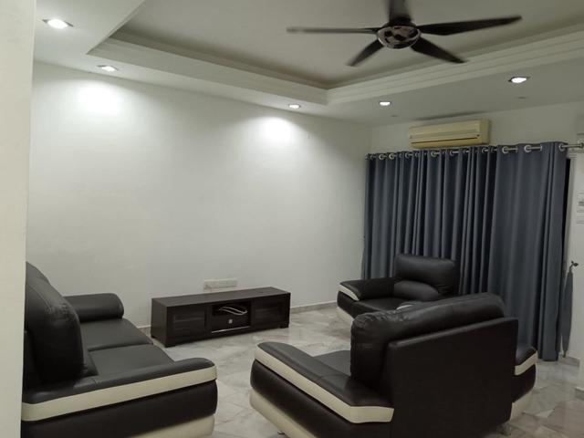 2 Storey Terrace In Taman Megah for rent